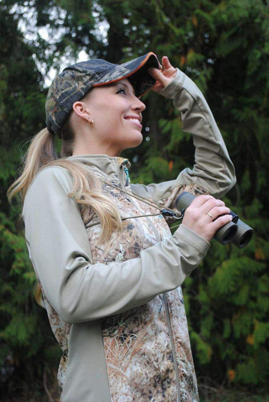 lissa-camo-bino__52219.1438983336